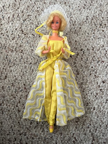 Vintage pretty changes barbie - pretty,