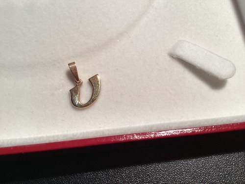 Pendentif plaque lettre u - pendentif,