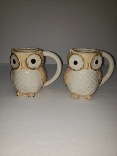 Pair cracker barrel owl - cracker,