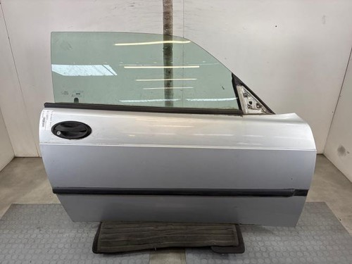 Porte avant droit saab 900 - porte,