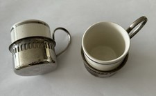 Duo " Toi et Moi " 2 tasses à café liseré argent dans support métal argenté