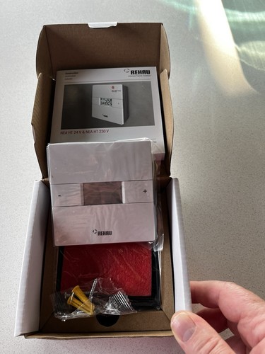 Vends rehau nea - vends, ht