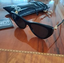 390€ FENDI new no tag sunglasses..black cat Eye..FE 40149I.