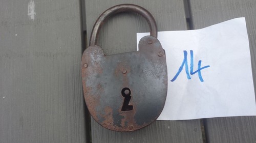 Ancien cadenas en fer - 14/,