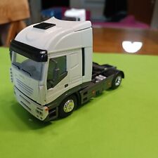 ELIGOR camions 1/43 IVECO STRALIS, blanc sans boite