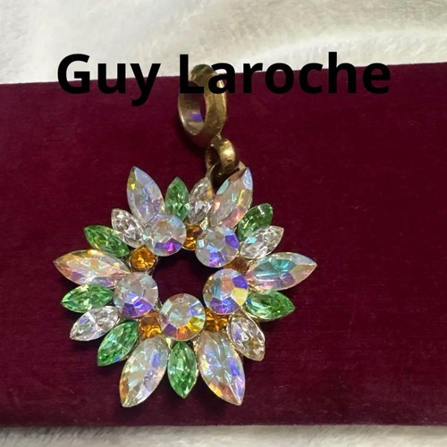 Collier pendentif fleur