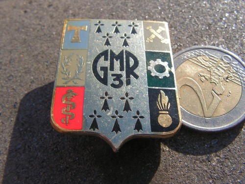 Insigne militaire gmr - , 3