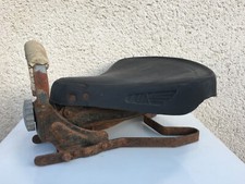 Ancienne selle / Tansad arrière de moto / Lux / Motos anciennes