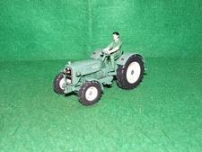 3465 tracteur MAN 4R3 - 1/32 - Siku