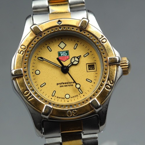 Montre pour femme - tag, heuer