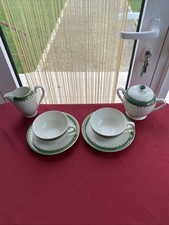 2 tasses avec sous tasses 1