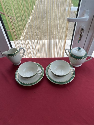 Tasses avec sous 1 - sous,