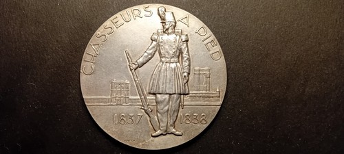 Rare médaille chasseurs - , à