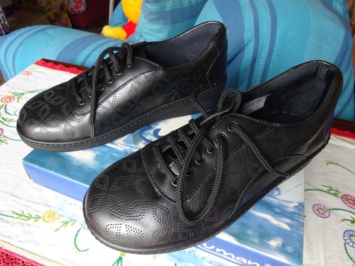Chaussures lacet chut - à,