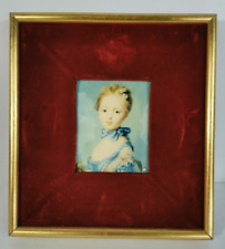 ANCIENNE MINIATURE DANS CADRE EN BOIS DORÉ ET VELOURS - CREATIONS LOUIS CADIOU