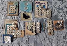 LOT DE PETITS   BOUTONS  EN