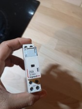 Contacteur de puissance Legrand – Réf 412523 – 25A 230V – Neuf – Tableau...