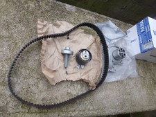 KIT DISTRIBITION + POMPE A EAU RENAULT CLIO 4 MEGANE/3 1.5 DCI +VALUE 7711949301