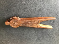 CASSE NOISETTES Ancien XIXe 19e BOIS Noix Wood Nutcracker Deco Maison Art W