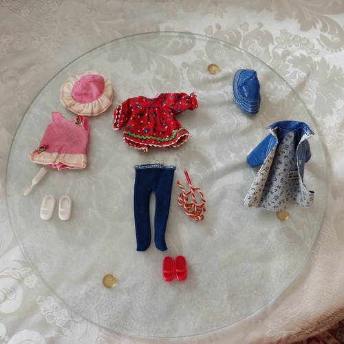Vêtements pour poupée tutti