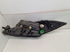 Optique avant principal droit