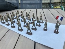 Mignalu CBG Plastique - 22 Soldats Légionnaires Neufs sur Plaquette d'origine