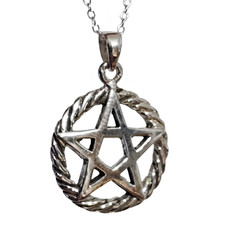 Collier pendentif celtique