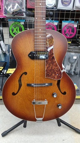 Guitare électrique acoustique