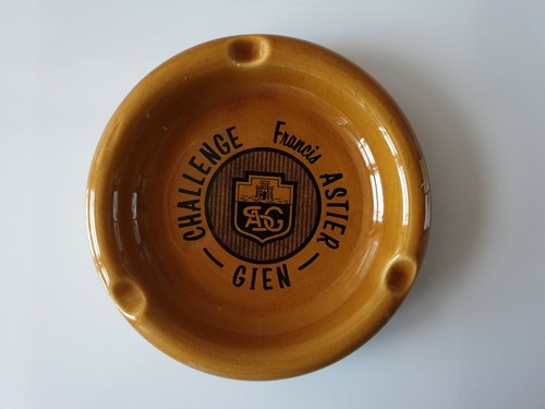 Ancien cendrier porcelaine - ancien,