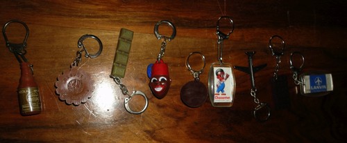 Porte clé chocolat van - 8,