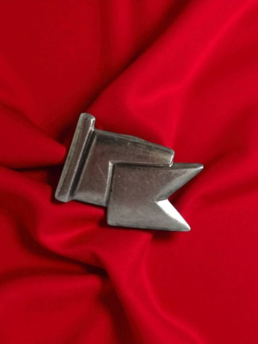 Pin publicitaire ancien - pin's,