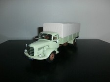 CAMION MERCEDES-BENZ