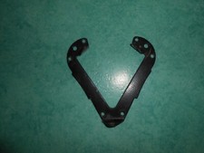 Patte fixation réservoir