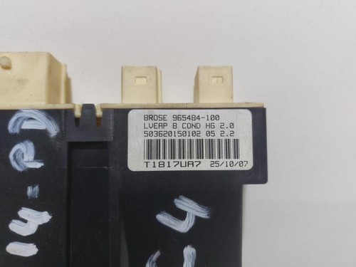 Moteur leve vitre avant - , gauche