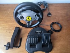 Volant + pédalier Ferrari