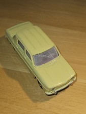 Dinky toys 517 renault - dinky, r8