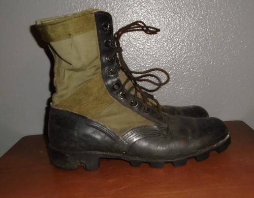 Vintage 1982 jungle boots - vintage,