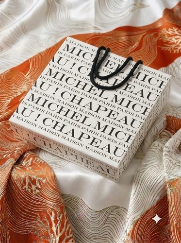 Boîte vide maison michel - ​boîte,