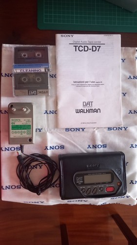 sony walkman dat tcd d7