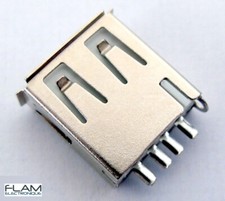 Connecteur à souder USB type A femelle - Female USB type A solder connector