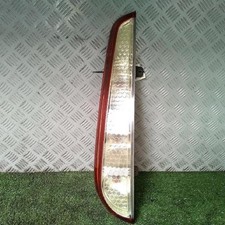 Feu arriere principal gauche