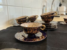 9 tasses sous tasses SEVRES