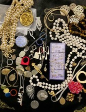 LOT BIJOUX ANCIENS ET VINTAGE