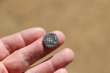 Denier Commode (rare).