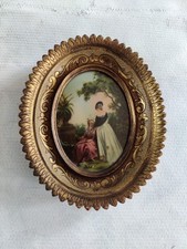 petit cadre ovale avec gravure miniature