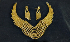 Ensemble de bijoux boucles