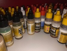 LOT DE 79 POTS 17ML PEINTURES POUR MAQUETTE AK VALLEJO MIG ACRYLIC AIBRUSH