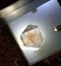 Saphir bleu brut 2,50 carats