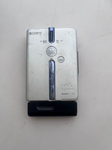 Sony cassette walkman - cassette, wm-ex651