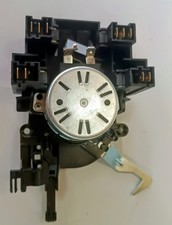 1028507 WHIRLPOOL VERROU PORTE